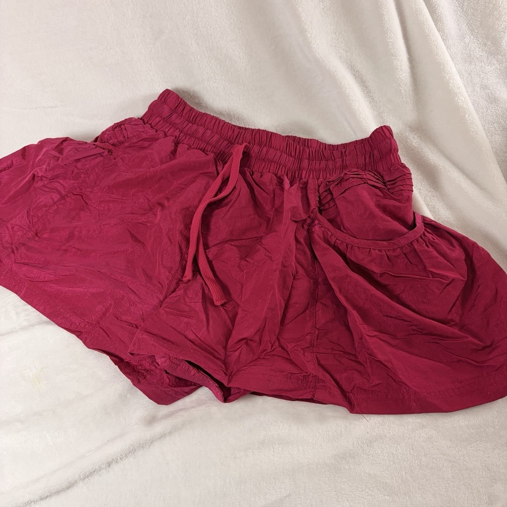 New In Run Around Flowy Athletic Shorts Berry Pink Brief Liner Large Balloon EUC